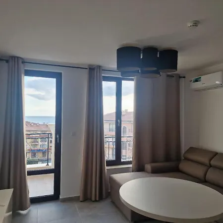 Neues Luxus-apartment Mit Meerblick Und Balkon *