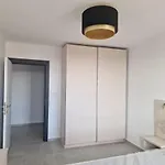 Panoramic Sea View - Balcony - Close To & Center - Free Parking Apartment