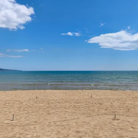 Apartment Panoramic Sea View - Balcony - Close To & Center - Free Parking *